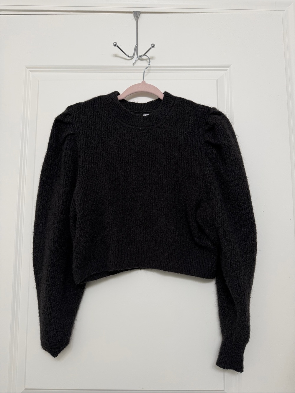 H&M Black Puff Shoulder Crewneck Sweater